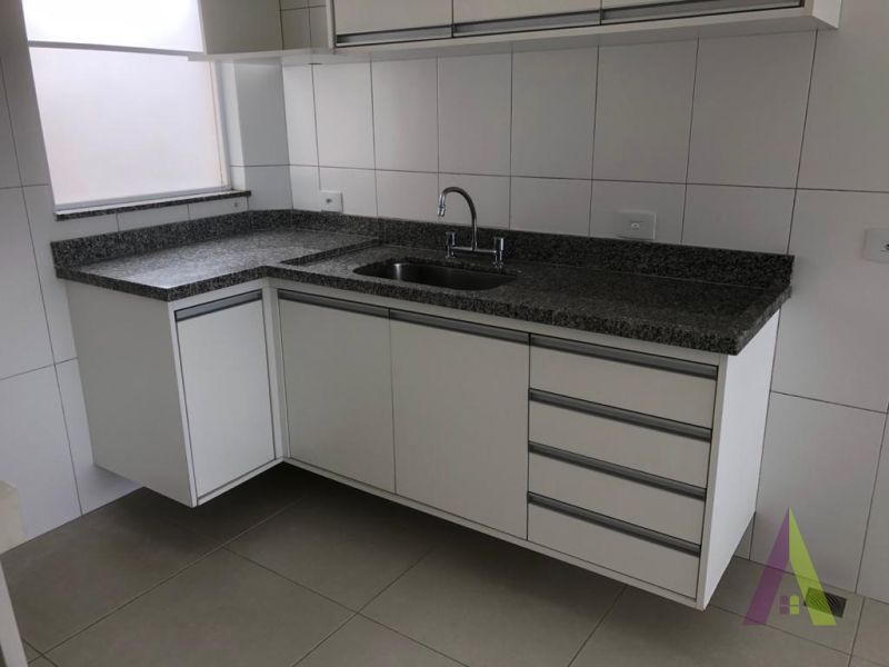 Apartamento em Bairro Tradicional de São Roque!