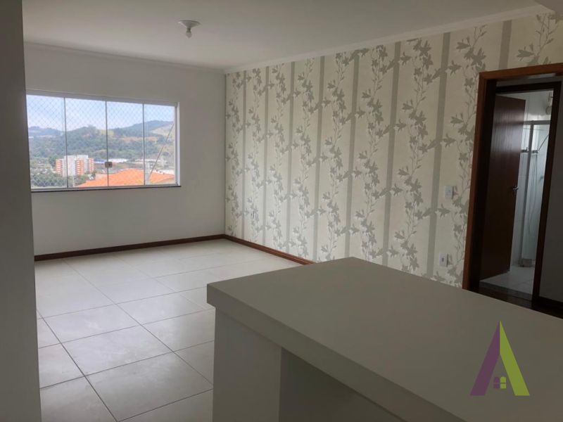 Apartamento em Bairro Tradicional de São Roque!