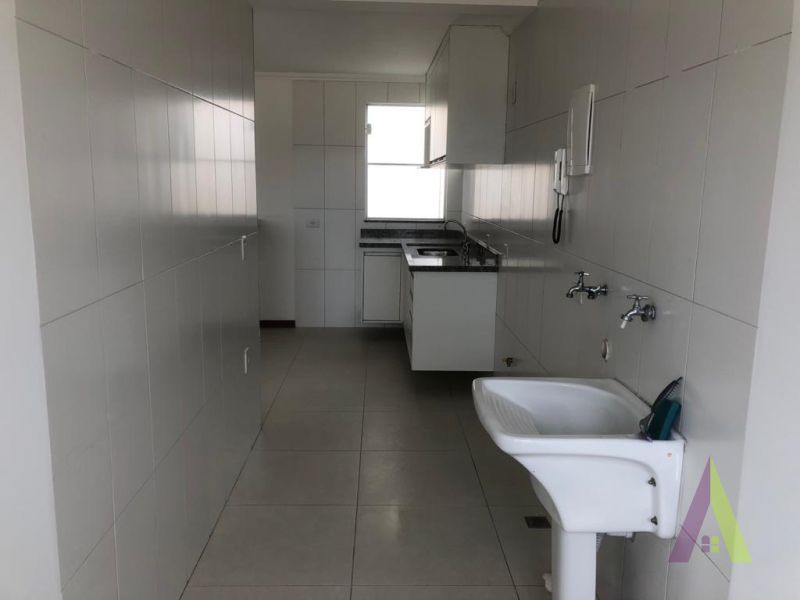 Apartamento em Bairro Tradicional de São Roque!