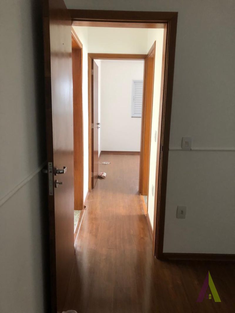 Apartamento em Bairro Tradicional de São Roque!