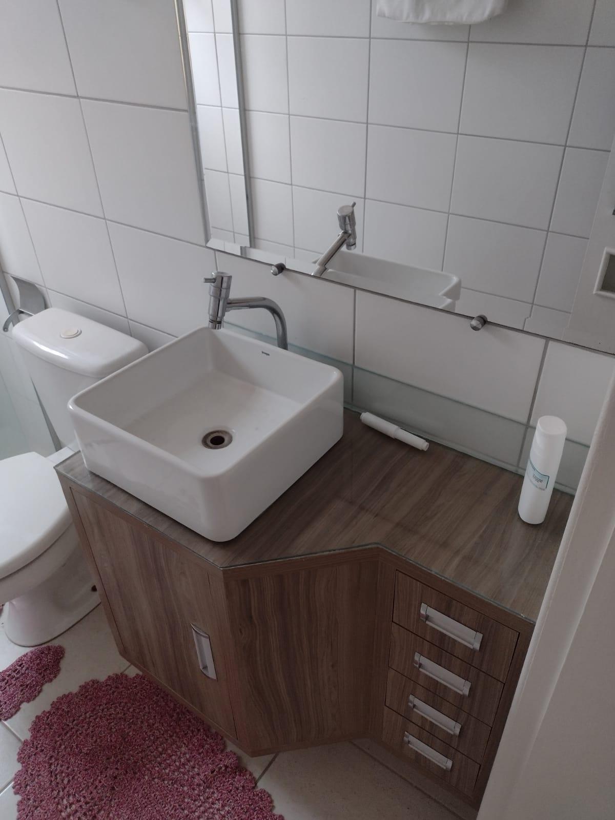 Sobrado em Condomínio Fechado em São Roque!