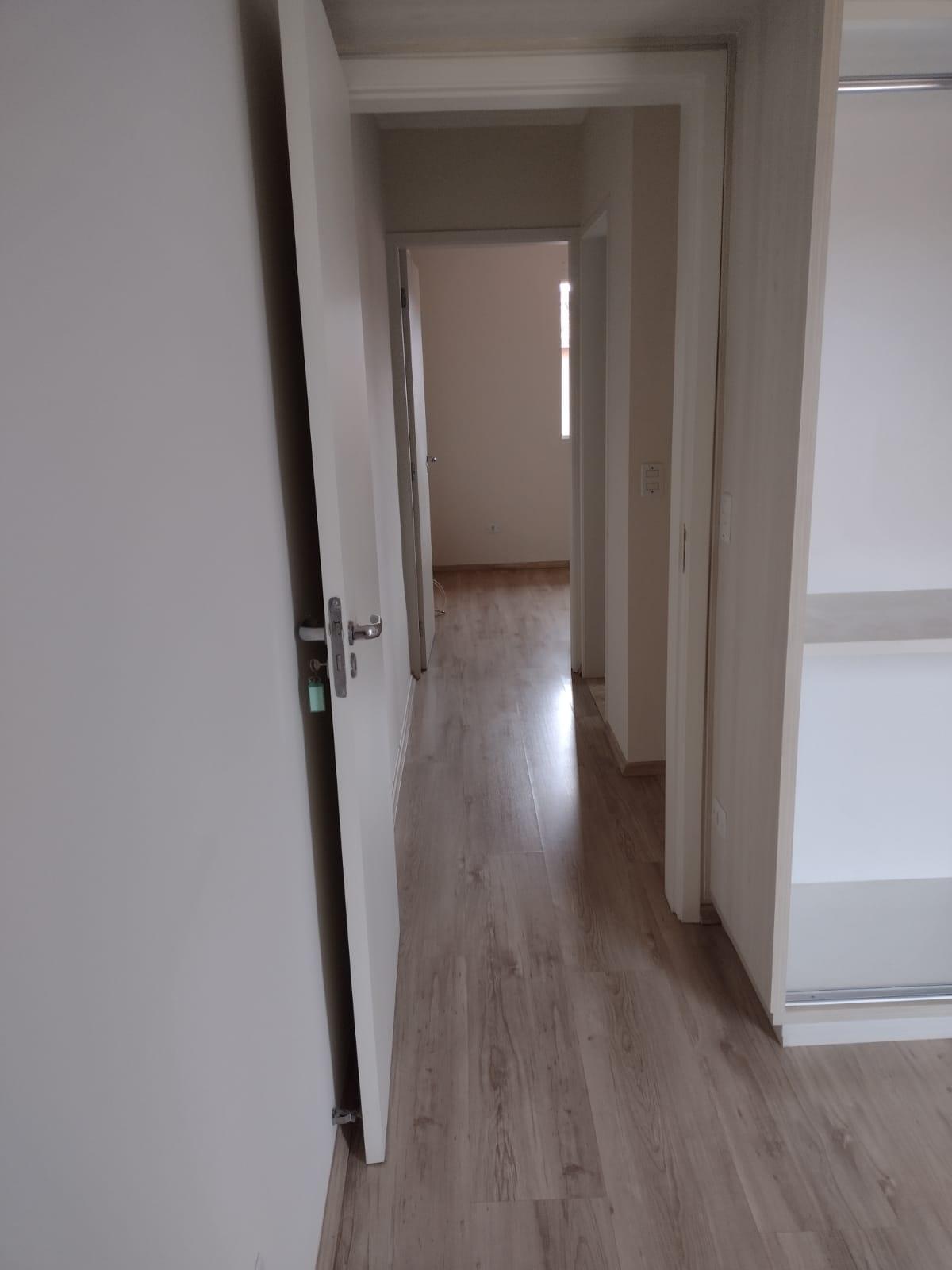 Sobrado em Condomínio Fechado em São Roque!