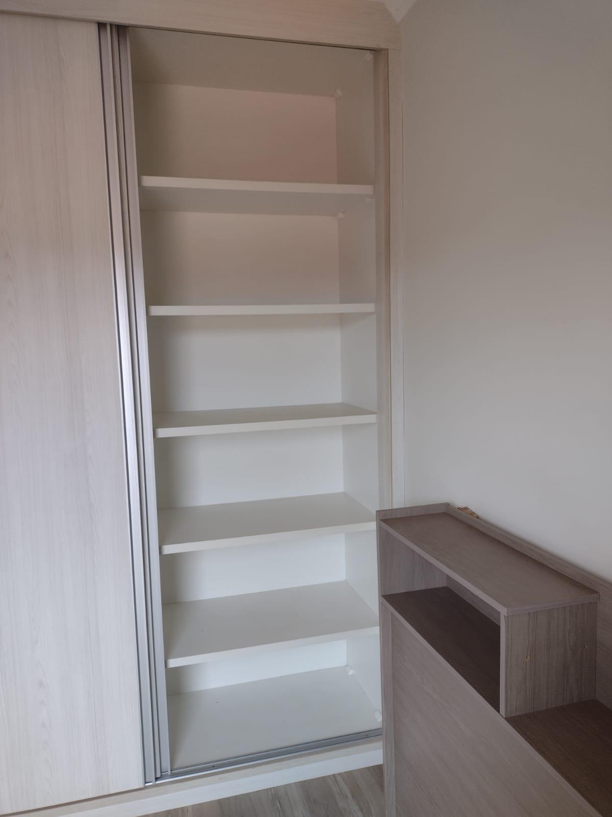 Sobrado em Condomínio Fechado em São Roque!