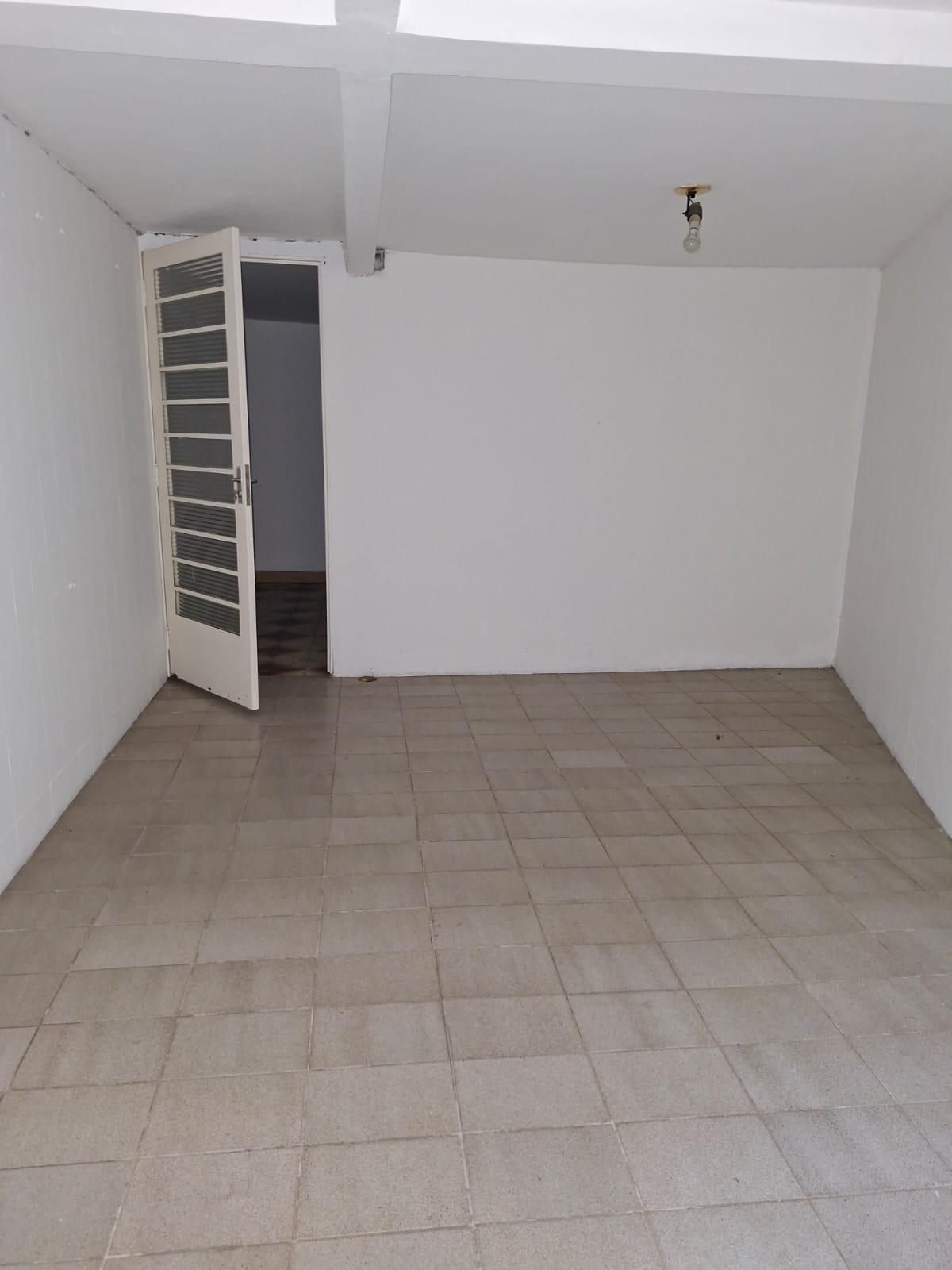 Sobrado Comercial no Centro de São Roque!