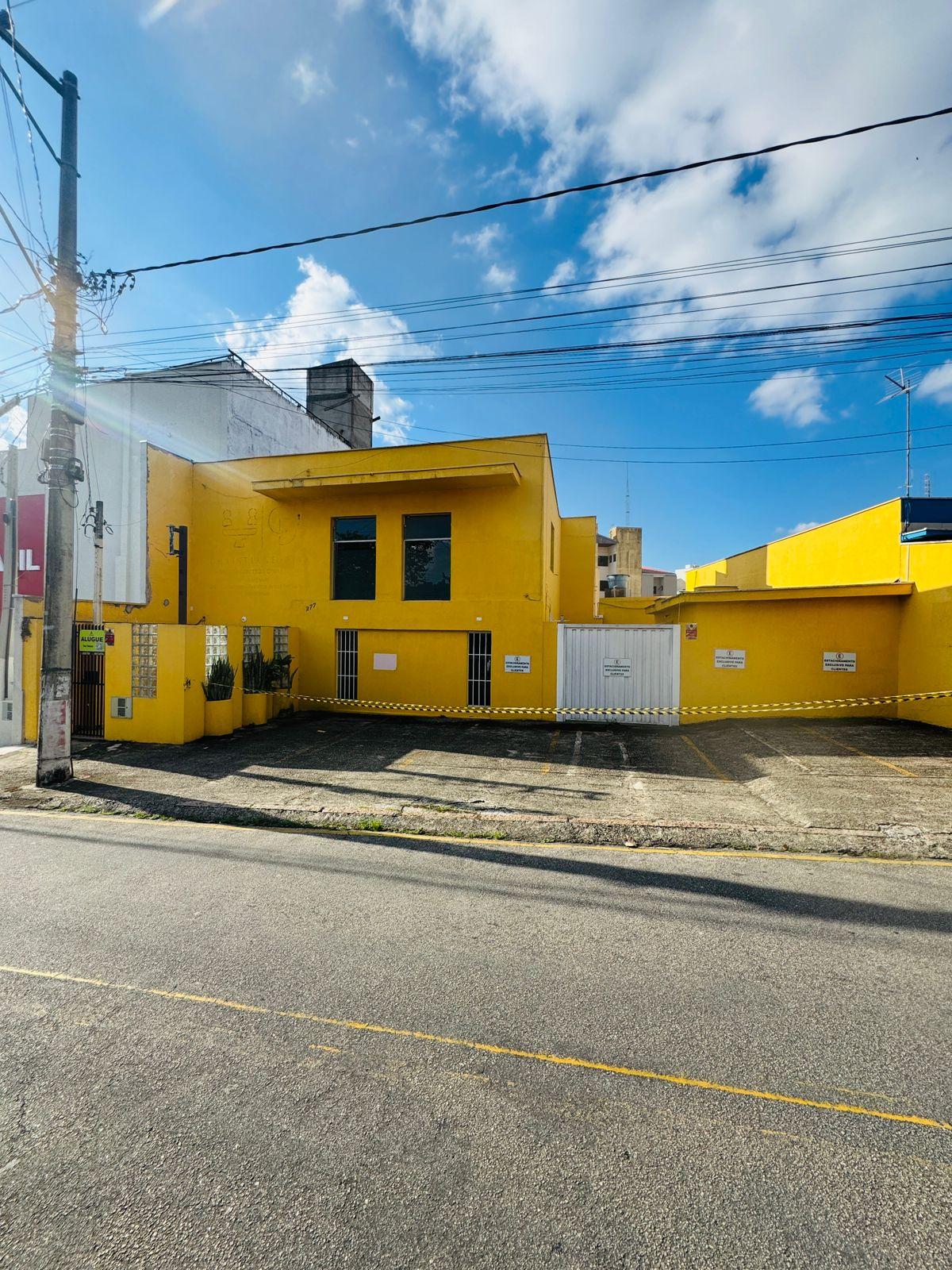 Sobrado Comercial no Centro de São Roque!