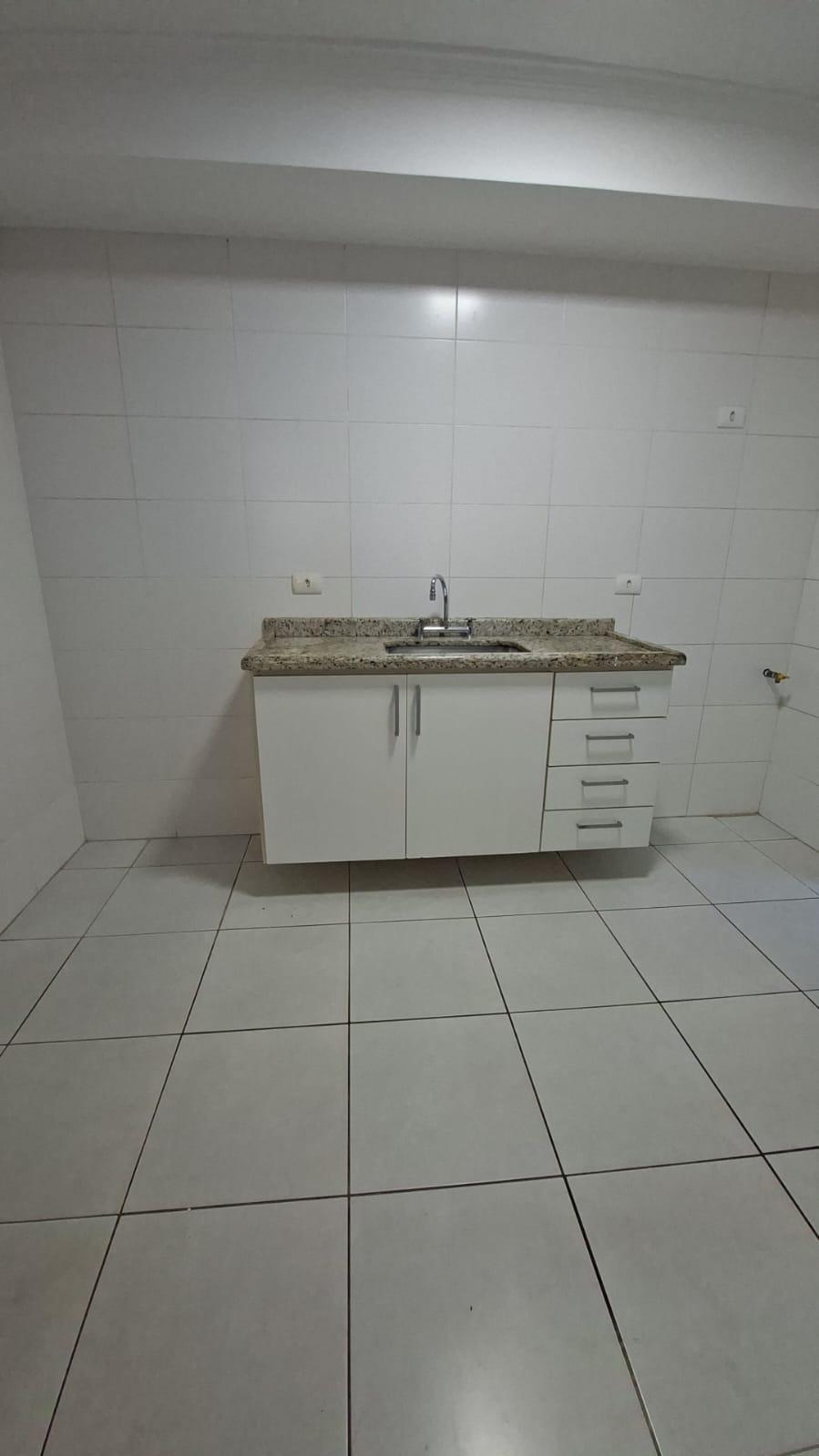Apartamento com Quintal no Centro de São Roque!