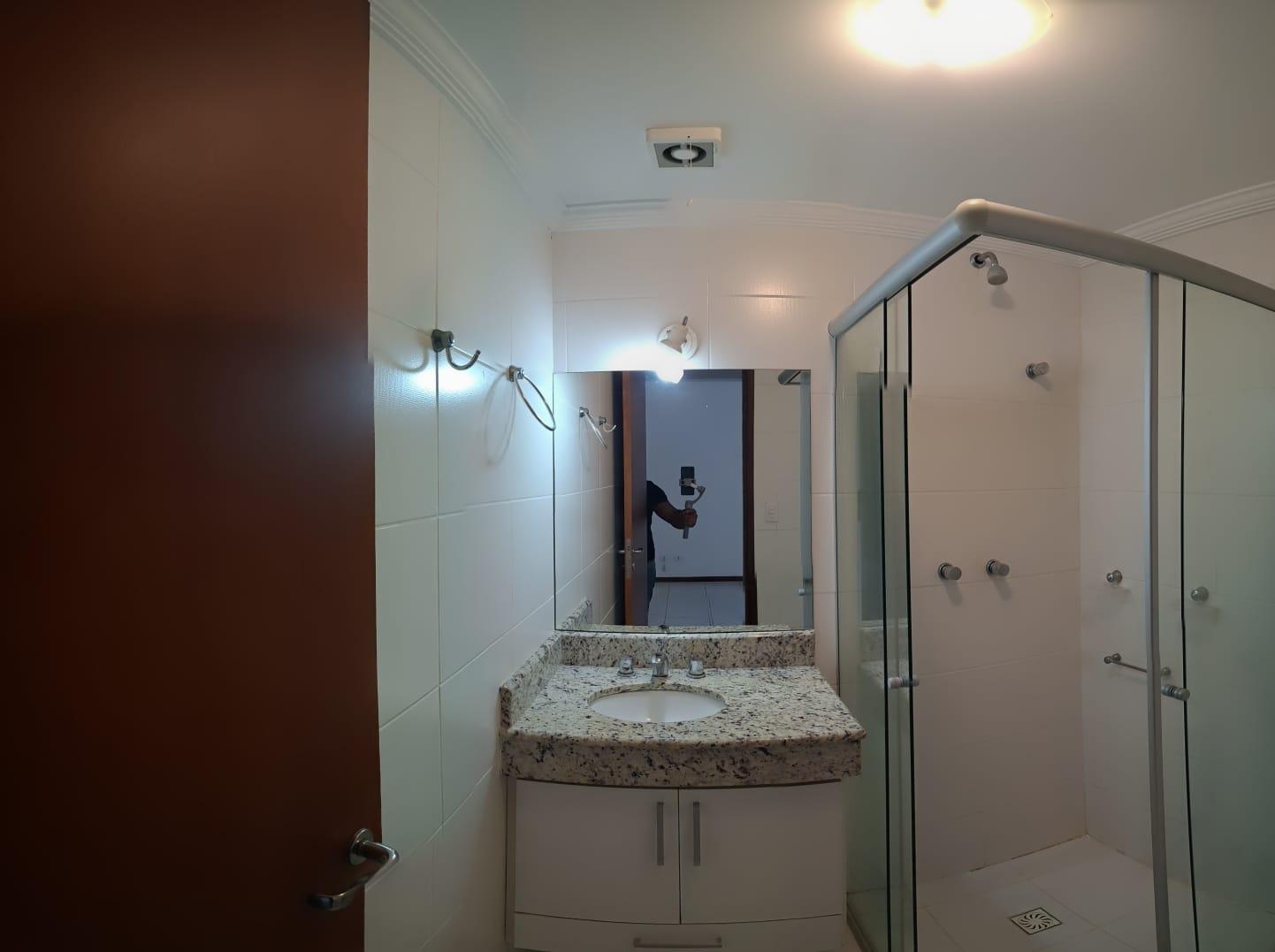 Apartamento com Quintal no Centro de São Roque!