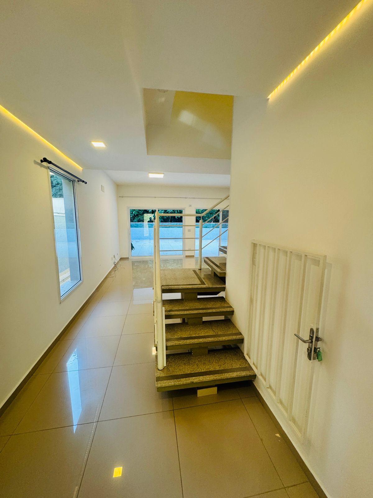 Sobrado em Condomínio Resort de São Roque!