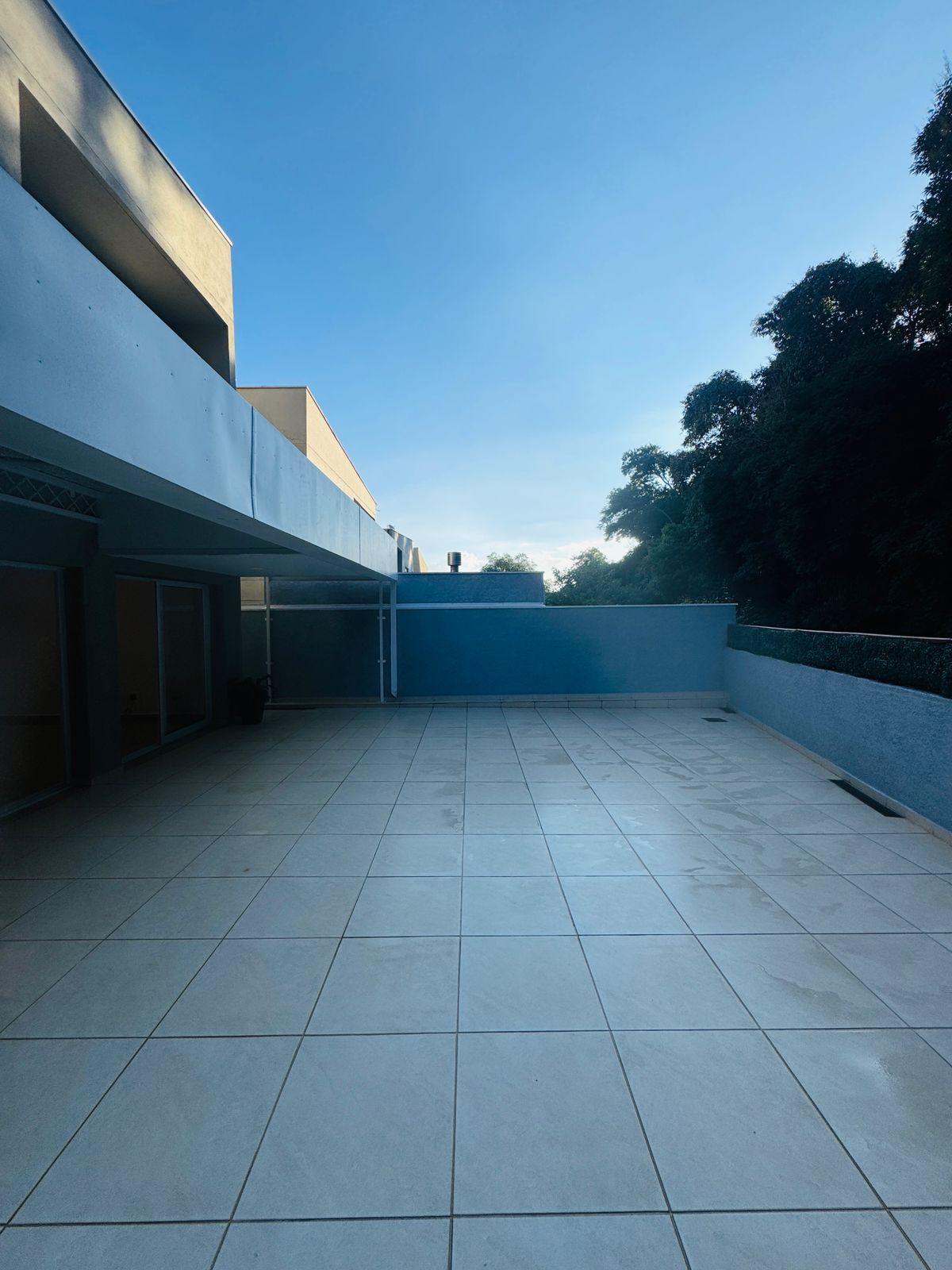 Sobrado em Condomínio Resort de São Roque!