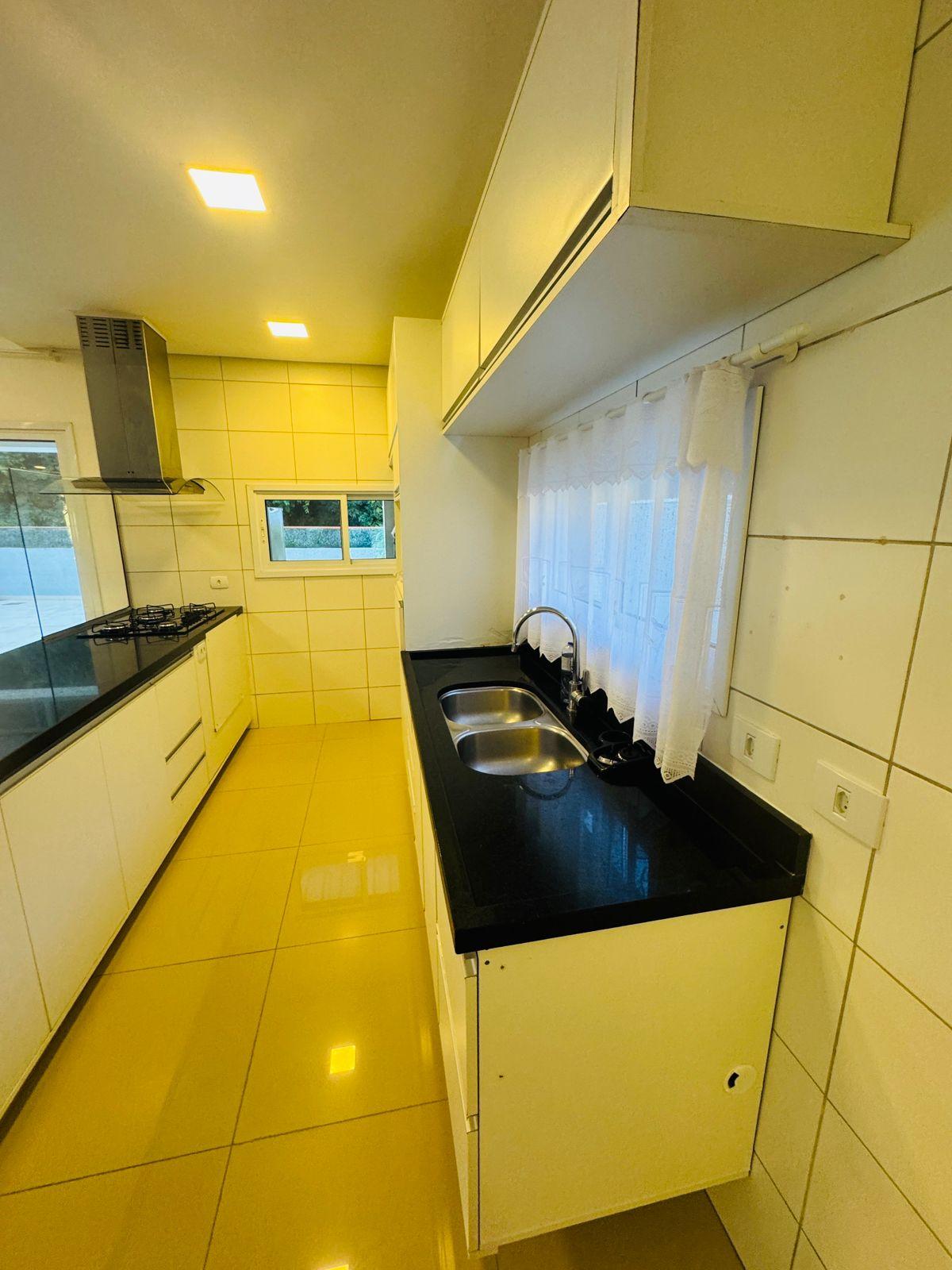 Sobrado em Condomínio Resort de São Roque!