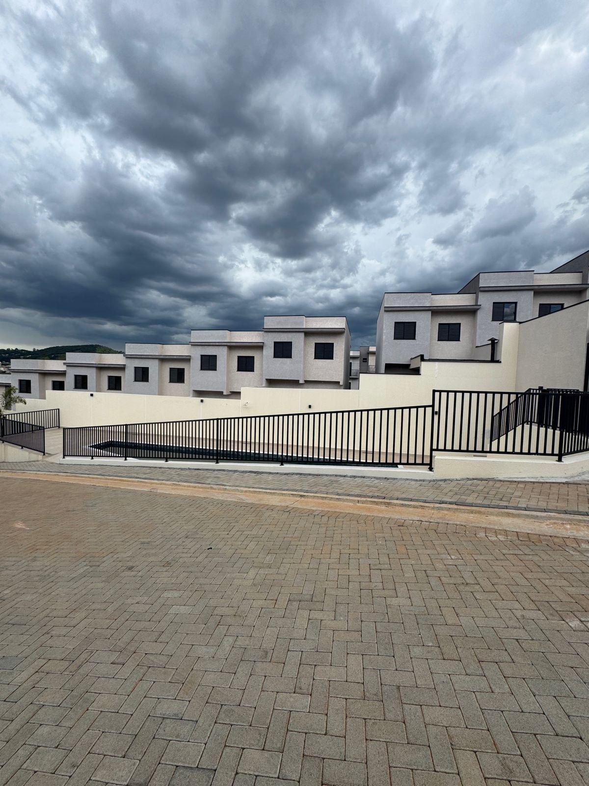 Sobrado Novo em  Condomínio Resort de São Roque!