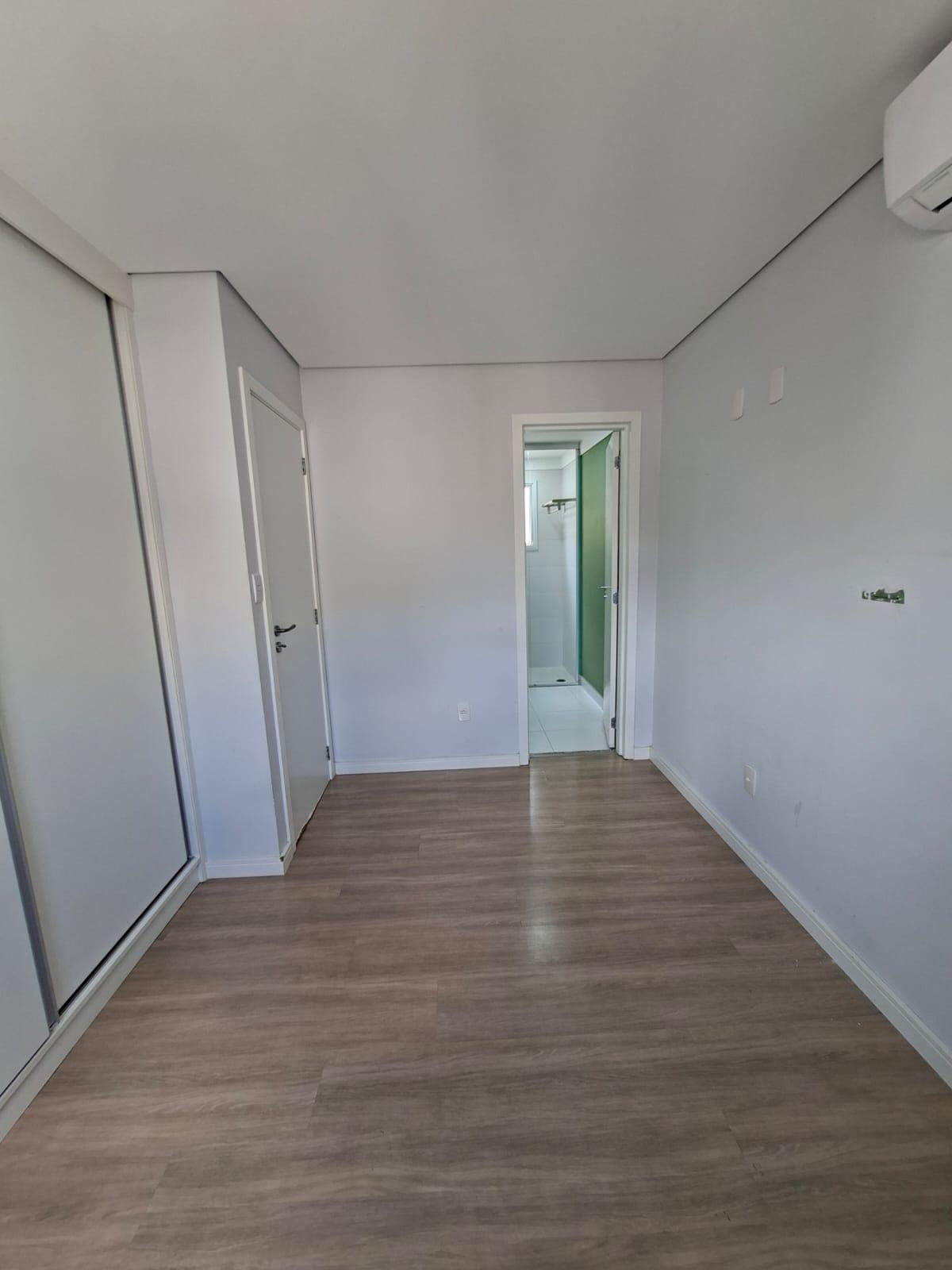 Apartamento Rico em Planejados em Condomínio Clube de São Roque!