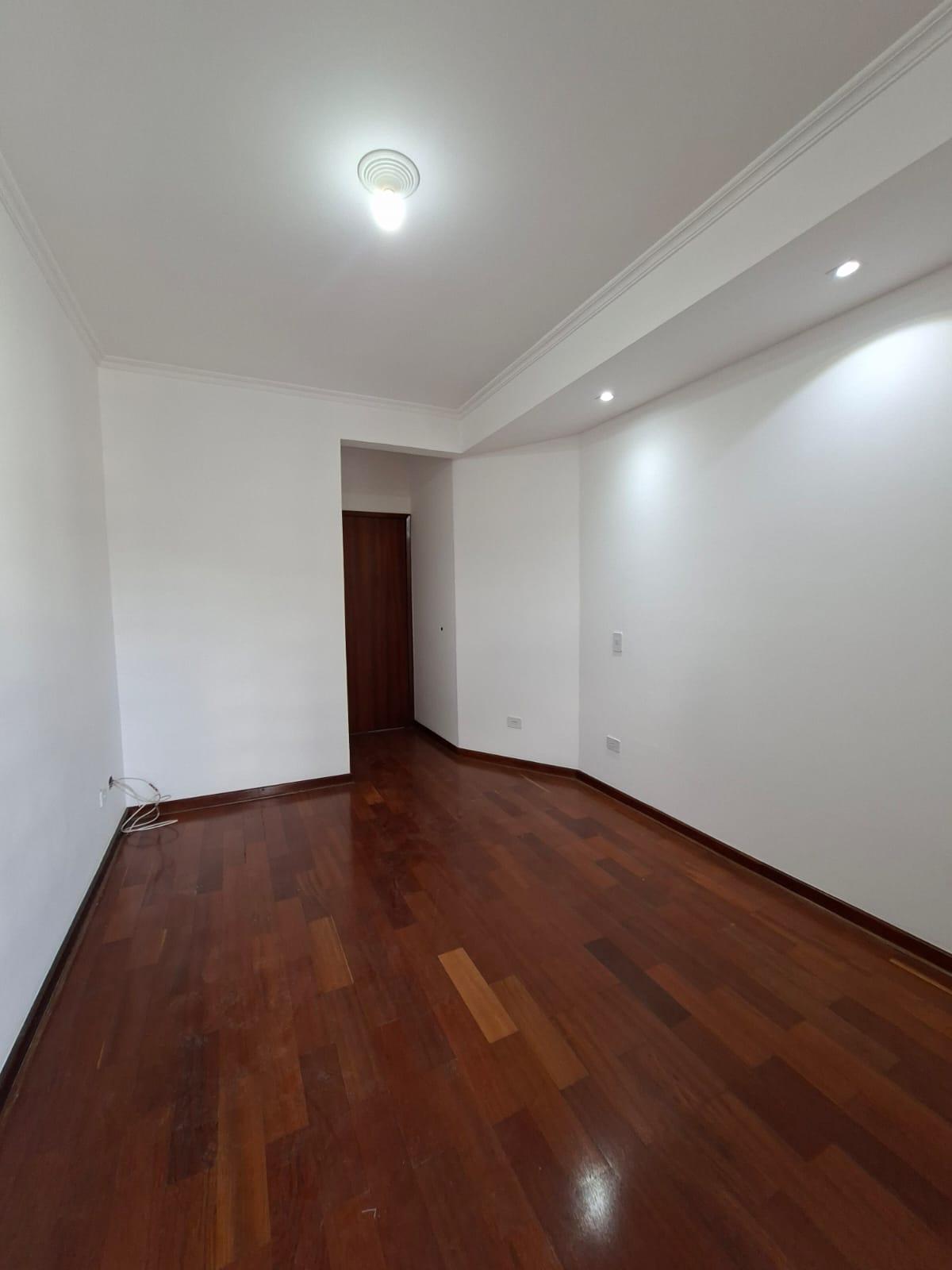 Apartamento Um por Andar  Próximo ao Centro de São Roque!