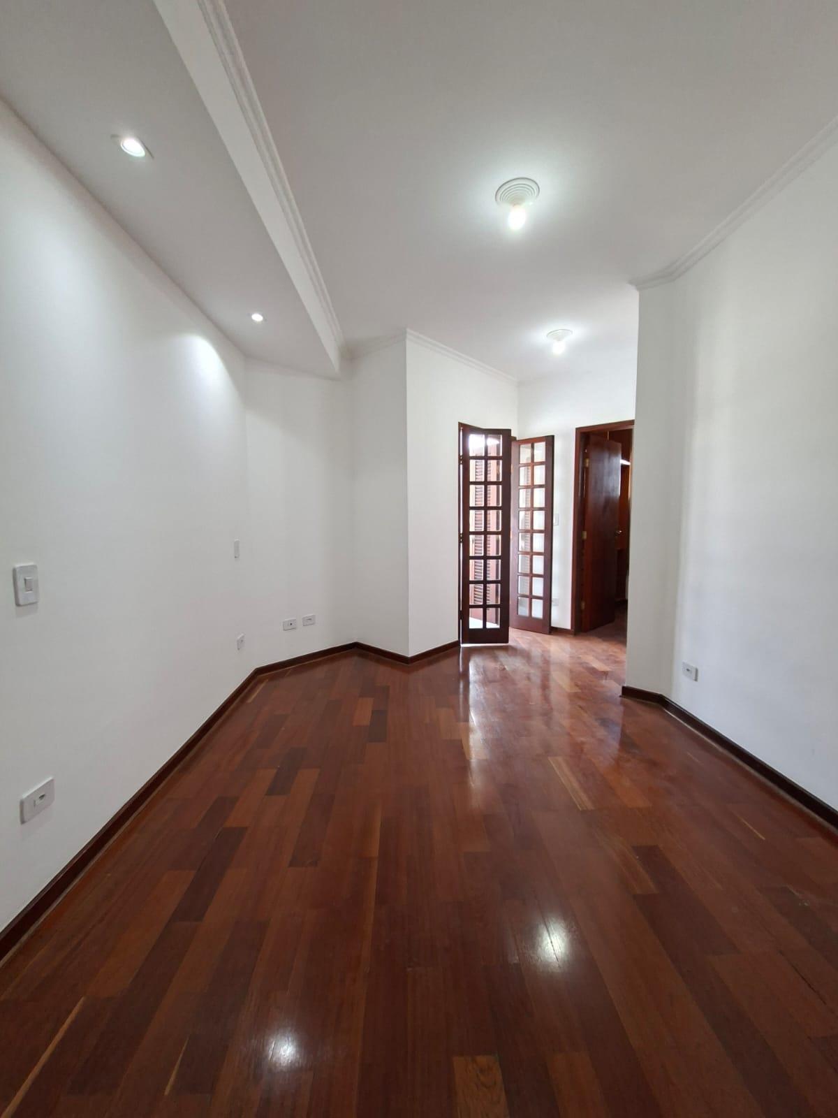 Apartamento Um por Andar  Próximo ao Centro de São Roque!
