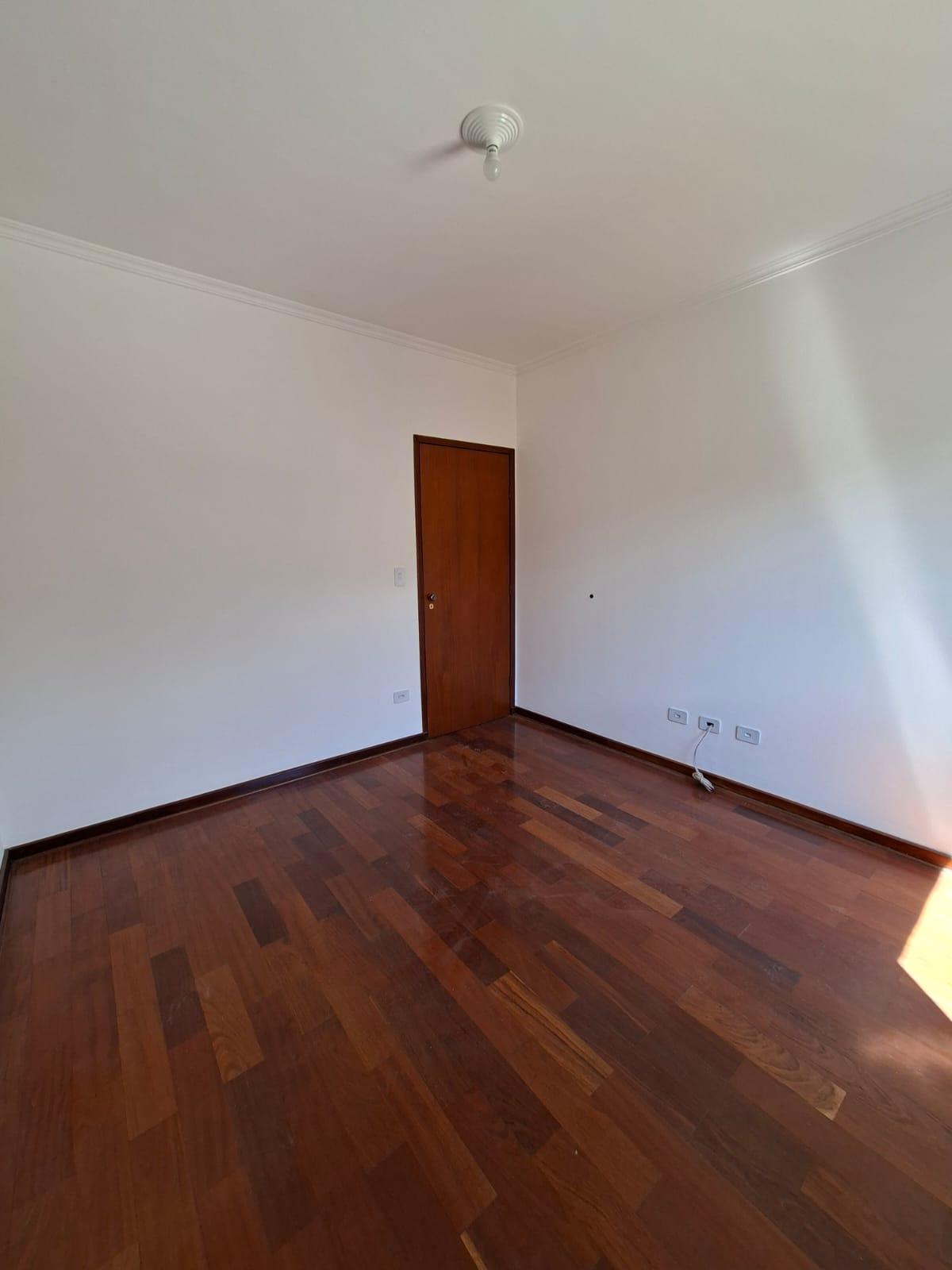 Apartamento Um por Andar  Próximo ao Centro de São Roque!