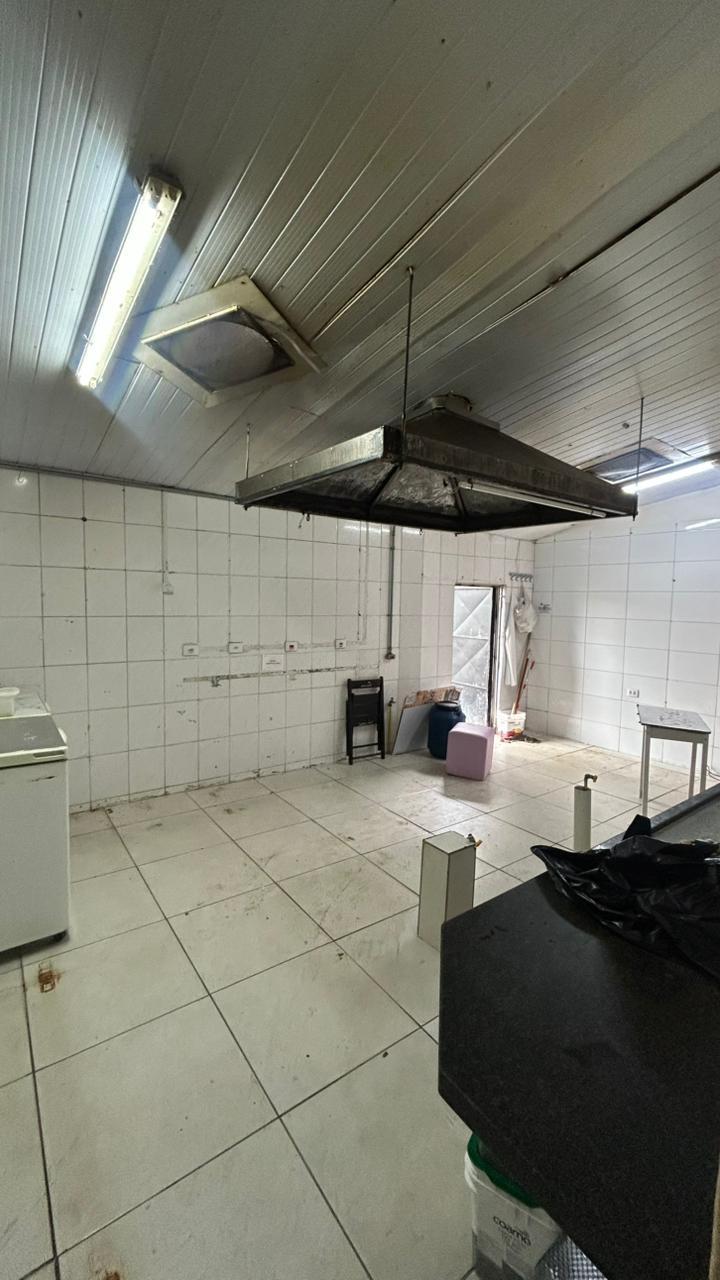 Ponto Comercial em Avenida Movimentada de São Roque!