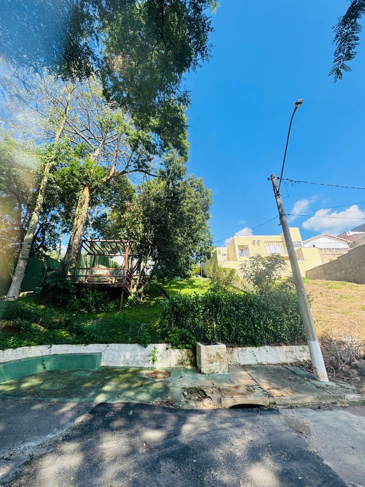  Terreno em Condomínio Fechado de São Roque!