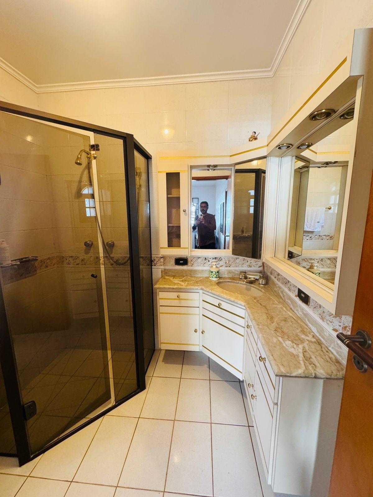 Casa Térrea Alto Padrão em São Roque!