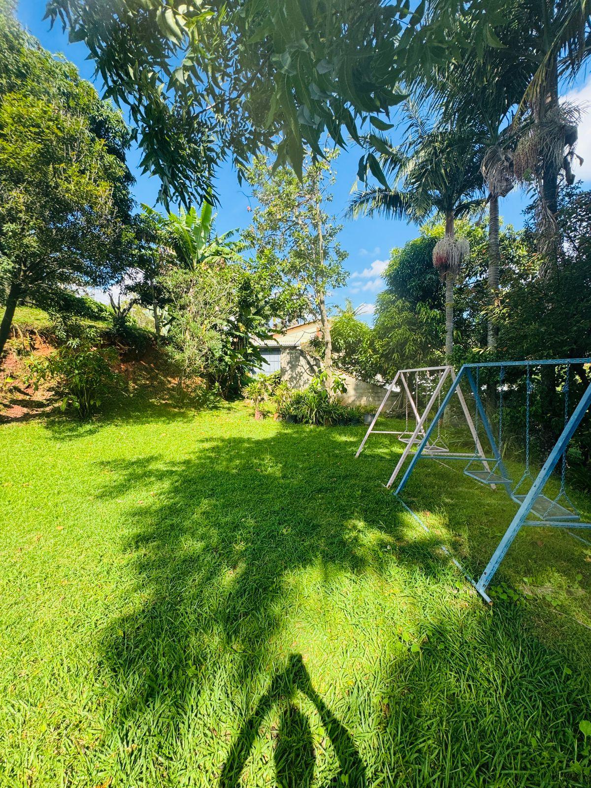 Casa Térrea Alto Padrão em São Roque!