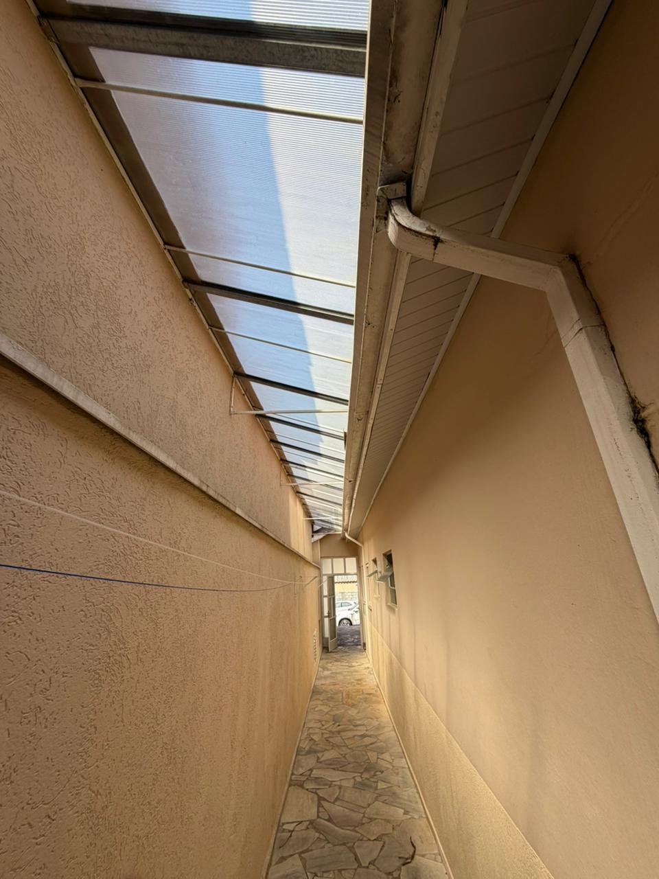 Casa Térrea no Centro de São Roque!