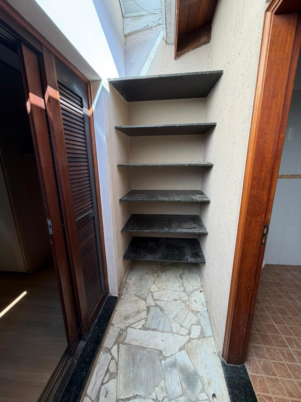 Casa Térrea no Centro de São Roque!