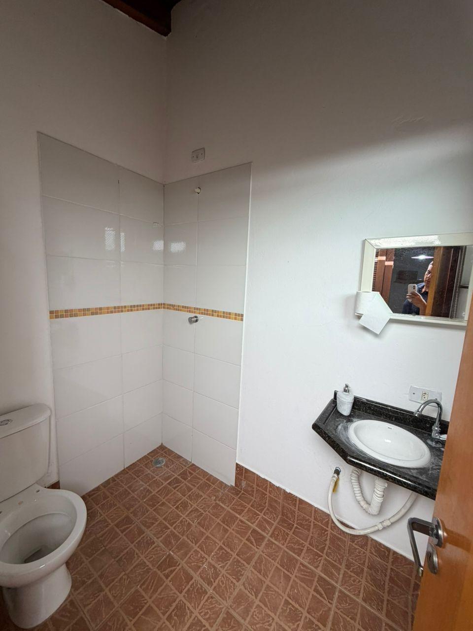 Casa Térrea no Centro de São Roque!