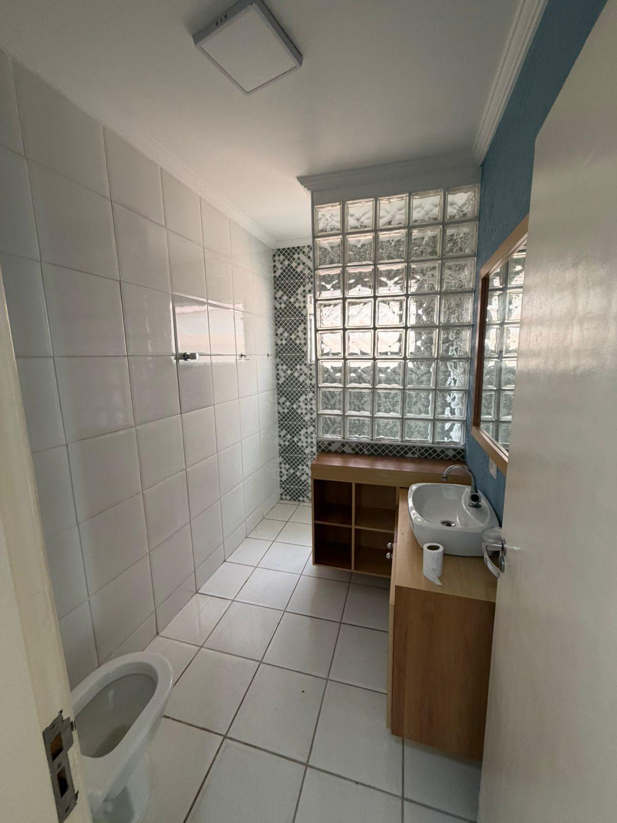 Casa Térrea no Centro de São Roque!