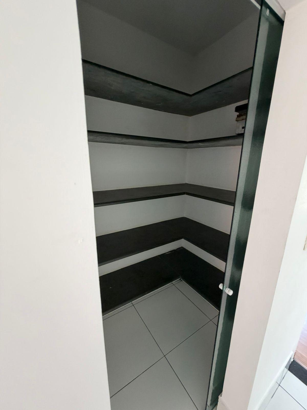 Casa Térrea no Centro de São Roque!