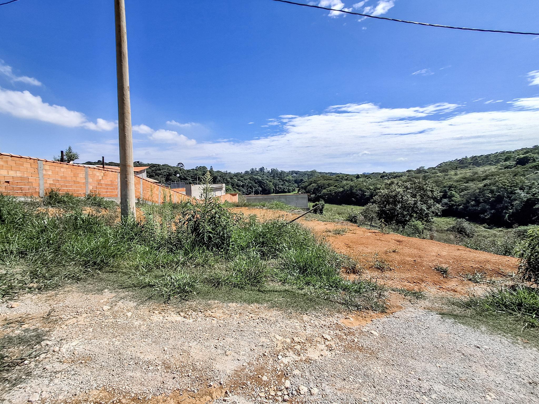 Terreno em condomínio no bairro Sebandilha em Mairinque!