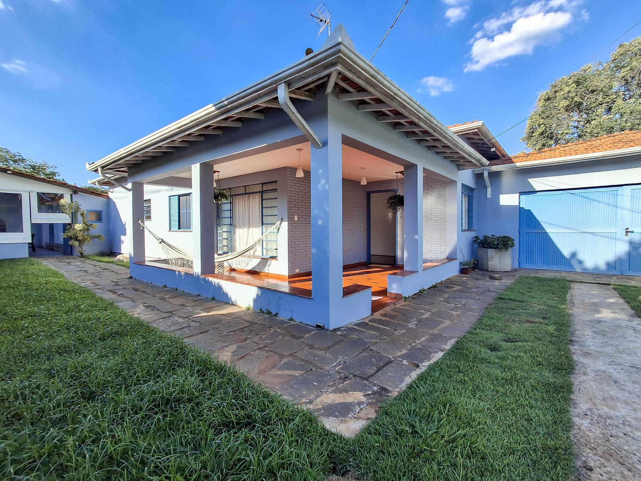 Chácara com 8.500 m² próximo a Estrada do Vinho em São Roque!  