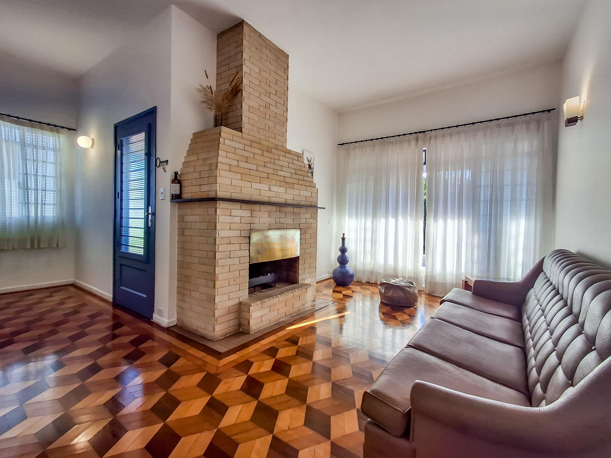 Chácara com 8.500 m² próximo a Estrada do Vinho em São Roque!  