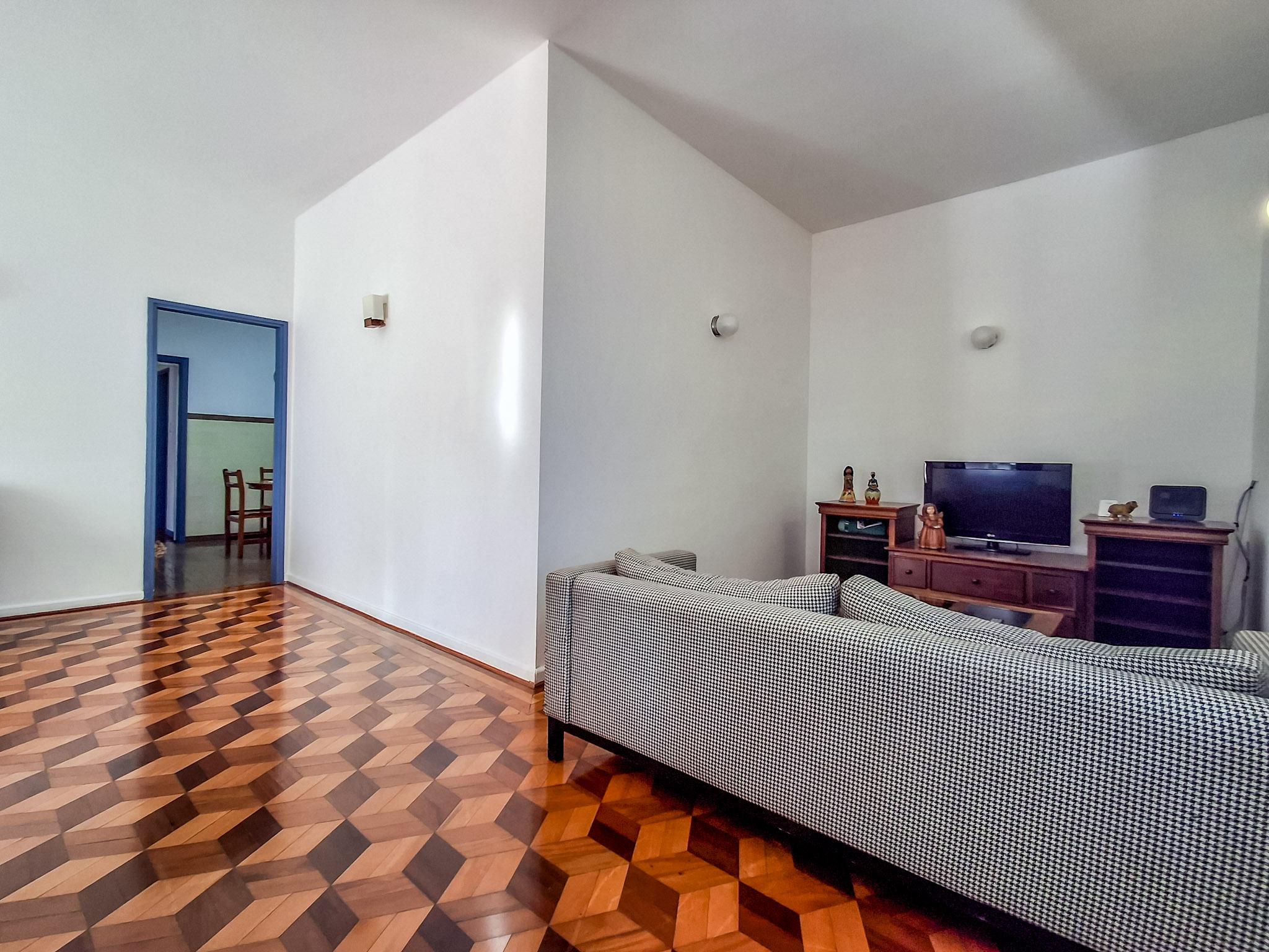 Chácara com 8.500 m² próximo a Estrada do Vinho em São Roque!  