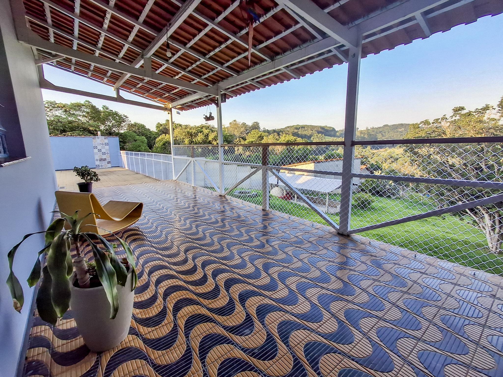 Chácara com 8.500 m² próximo a Estrada do Vinho em São Roque!  