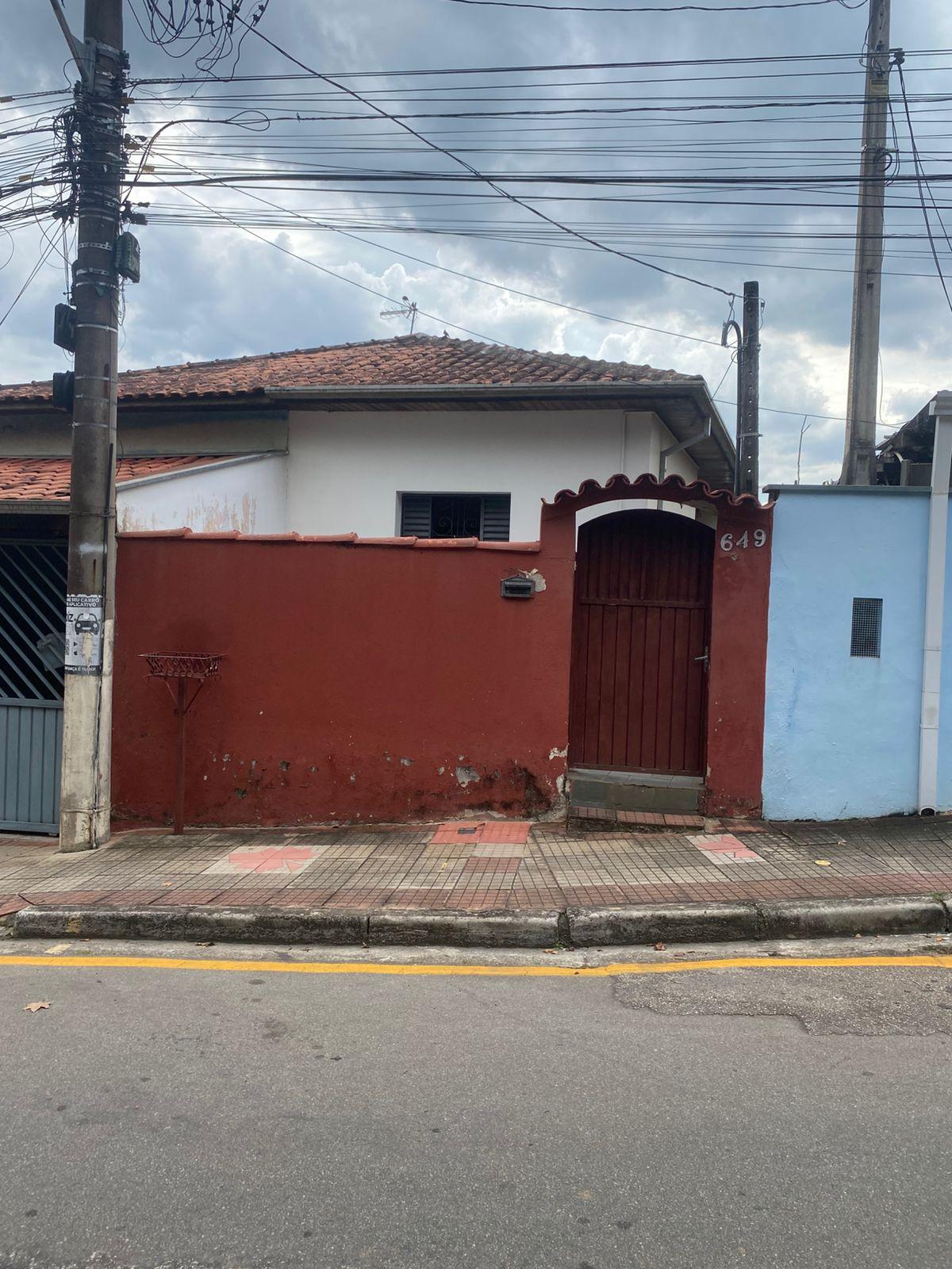 Casa Térrea no Centro de São Roque!