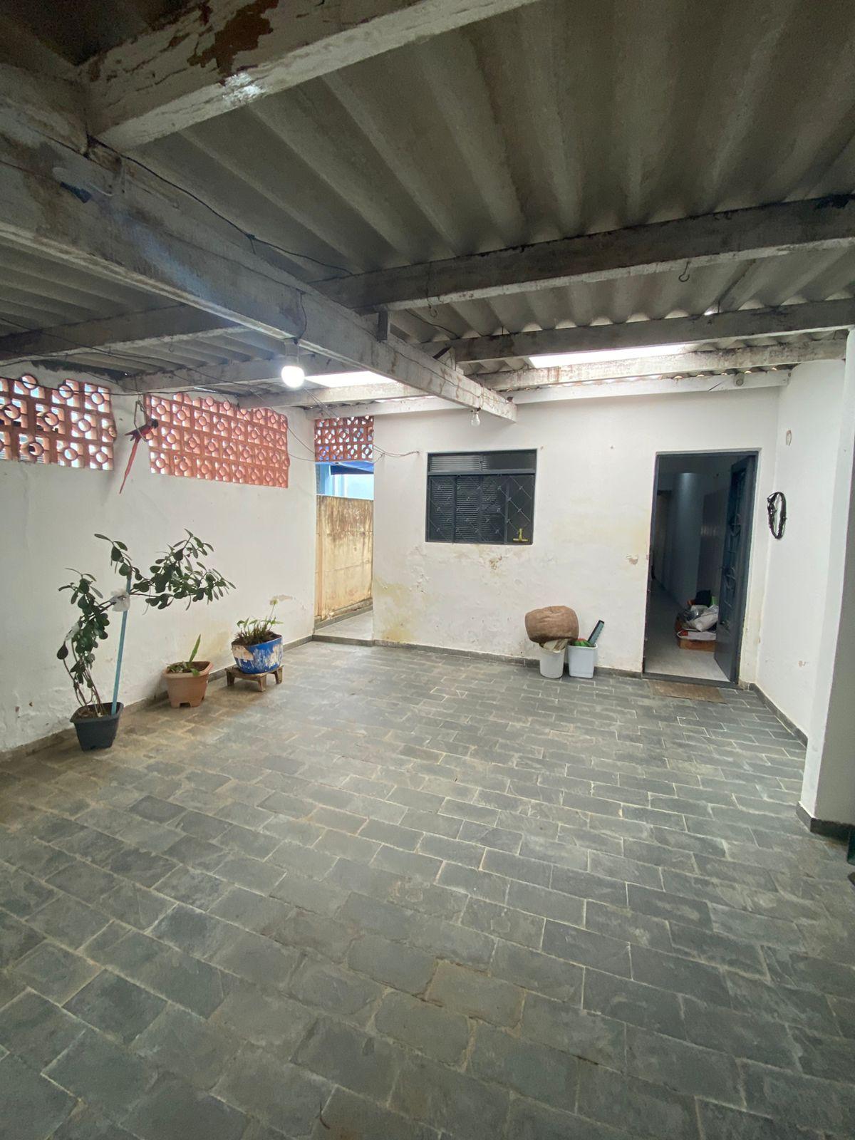 Casa Térrea no Centro de São Roque!