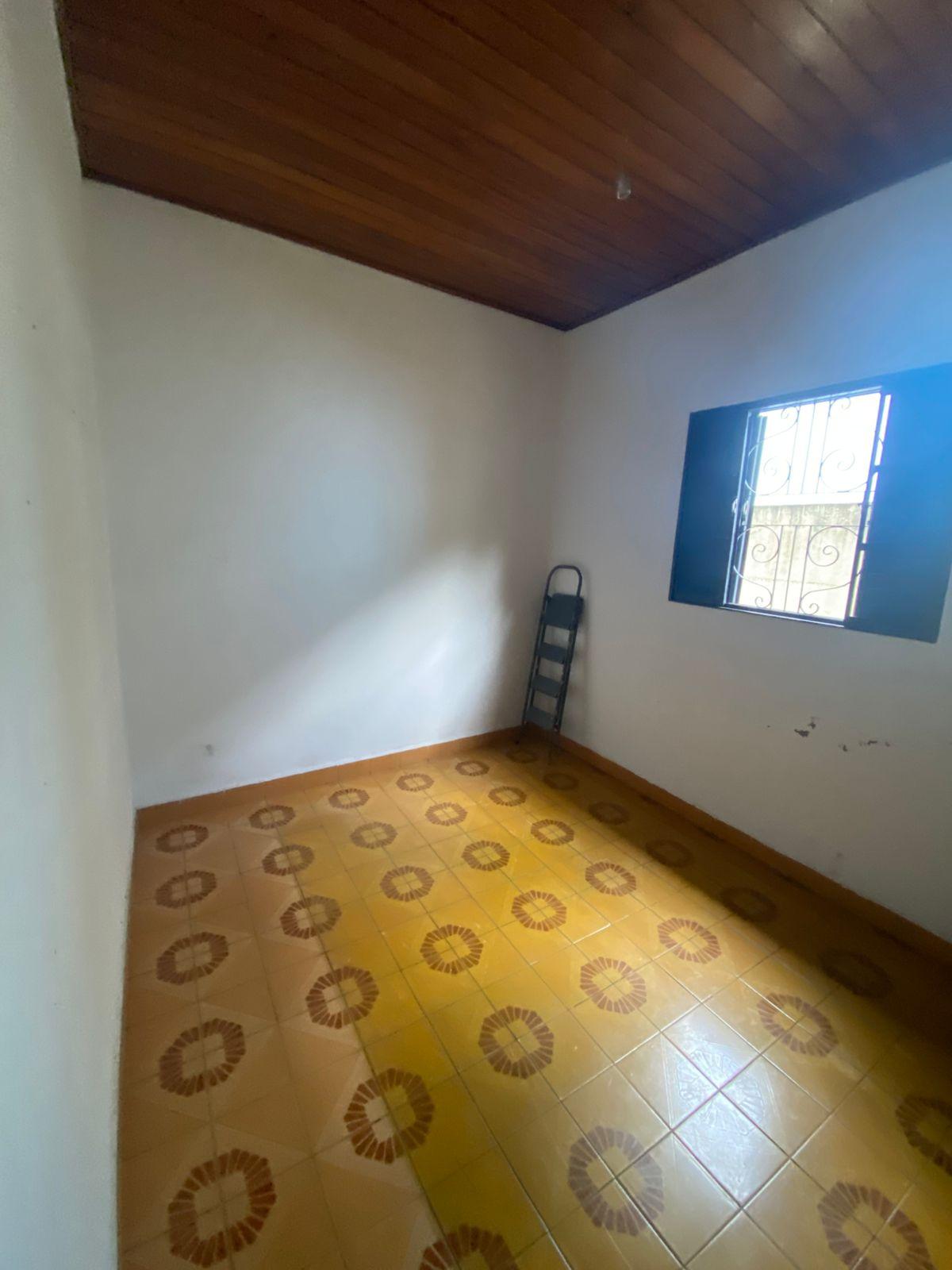 Casa Térrea no Centro de São Roque!