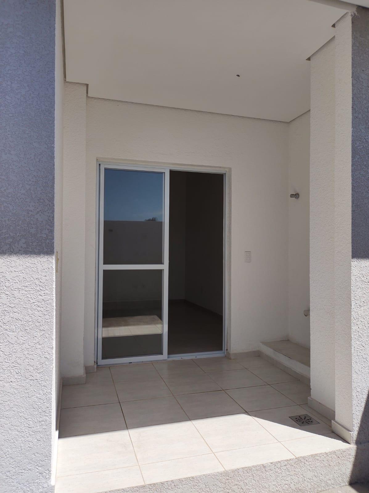 Apartamento com Quintal Próximo ao Centro de São Roque! 