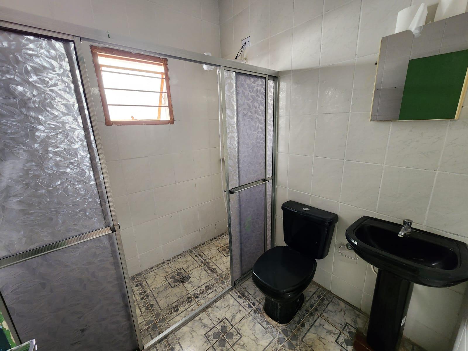 Casa Térrea em Bairro Tradicional em São Roque!