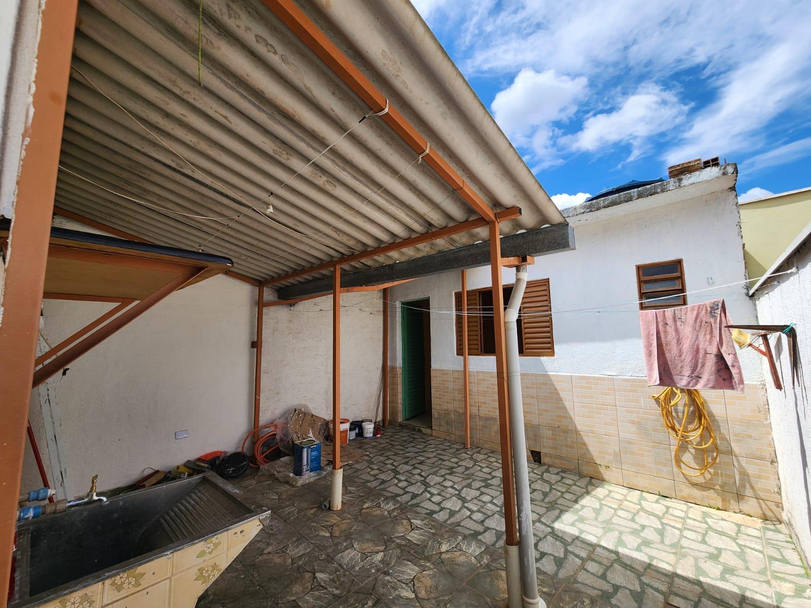 Casa Térrea em Bairro Tradicional em São Roque!