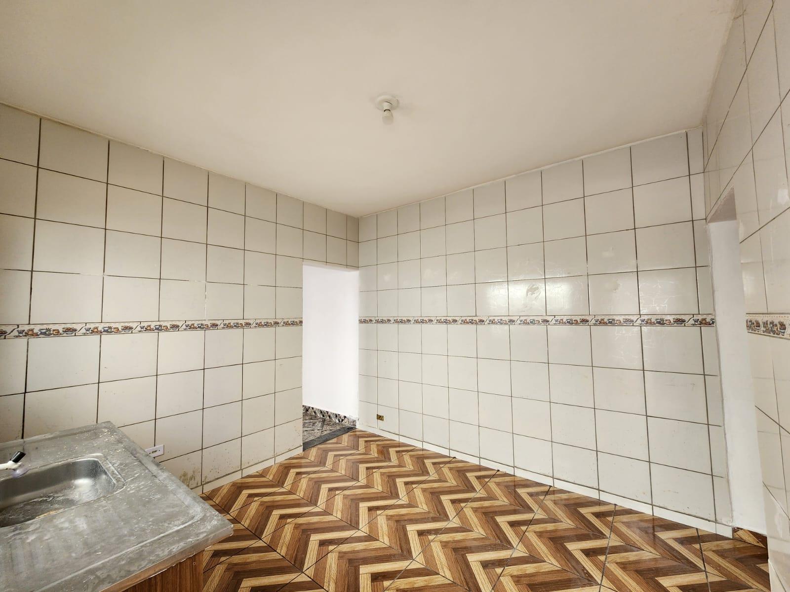 Casa Térrea em Bairro Tradicional em São Roque!