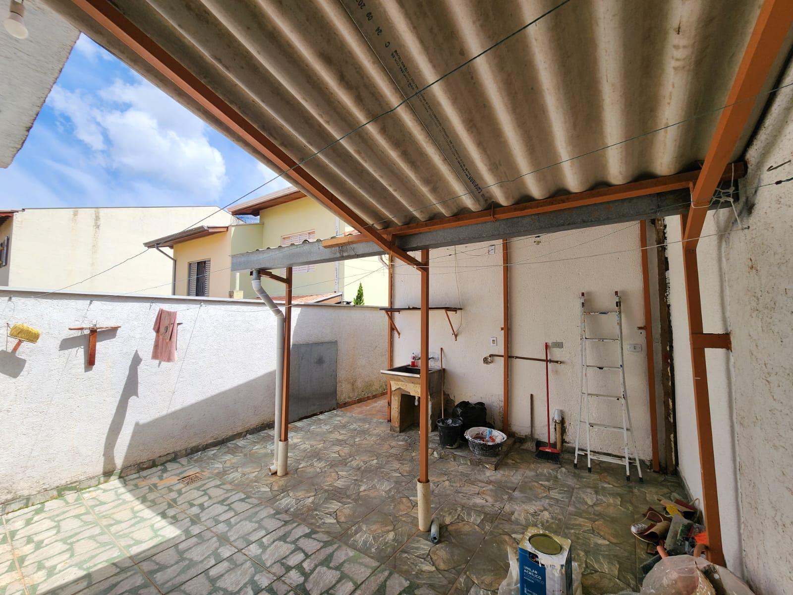 Casa Térrea em Bairro Tradicional em São Roque!