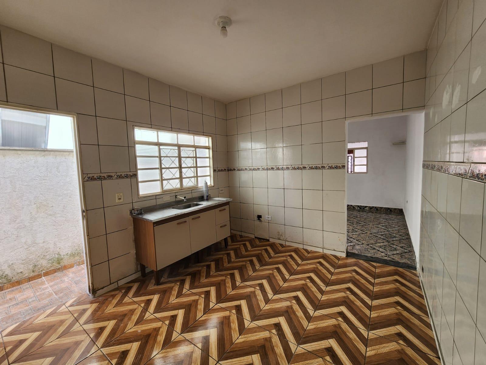 Casa Térrea em Bairro Tradicional em São Roque!