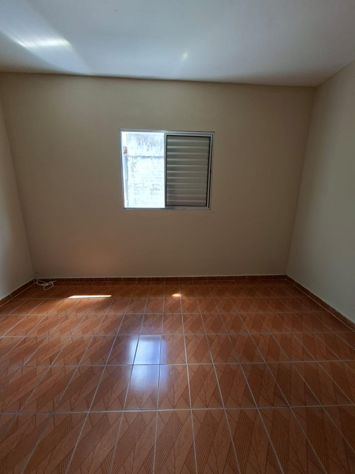 Sobrado com Quintal em São Roque!