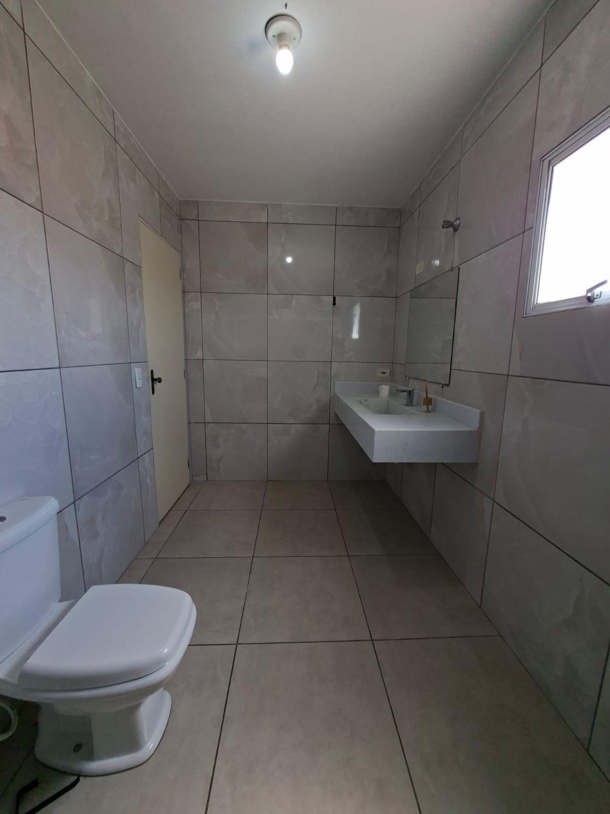 Sobrado com Quintal em São Roque!