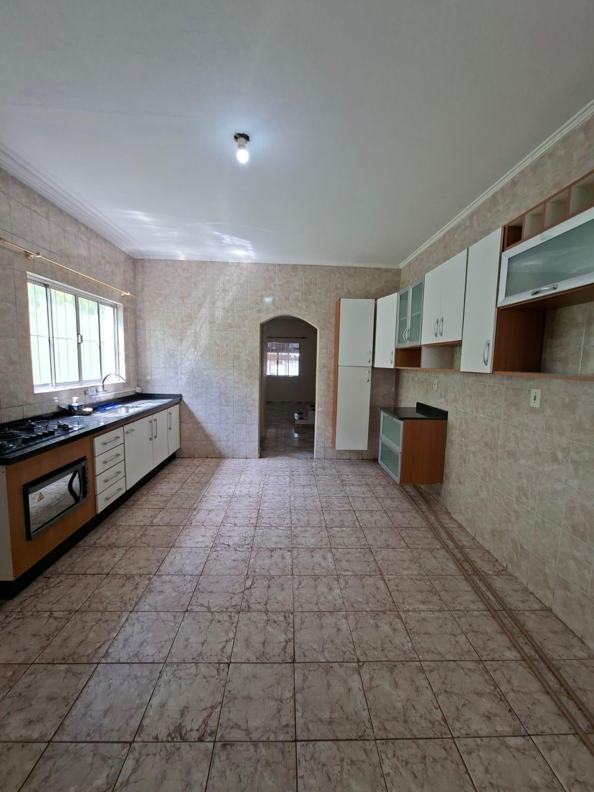 Sobrado com Quintal em São Roque!