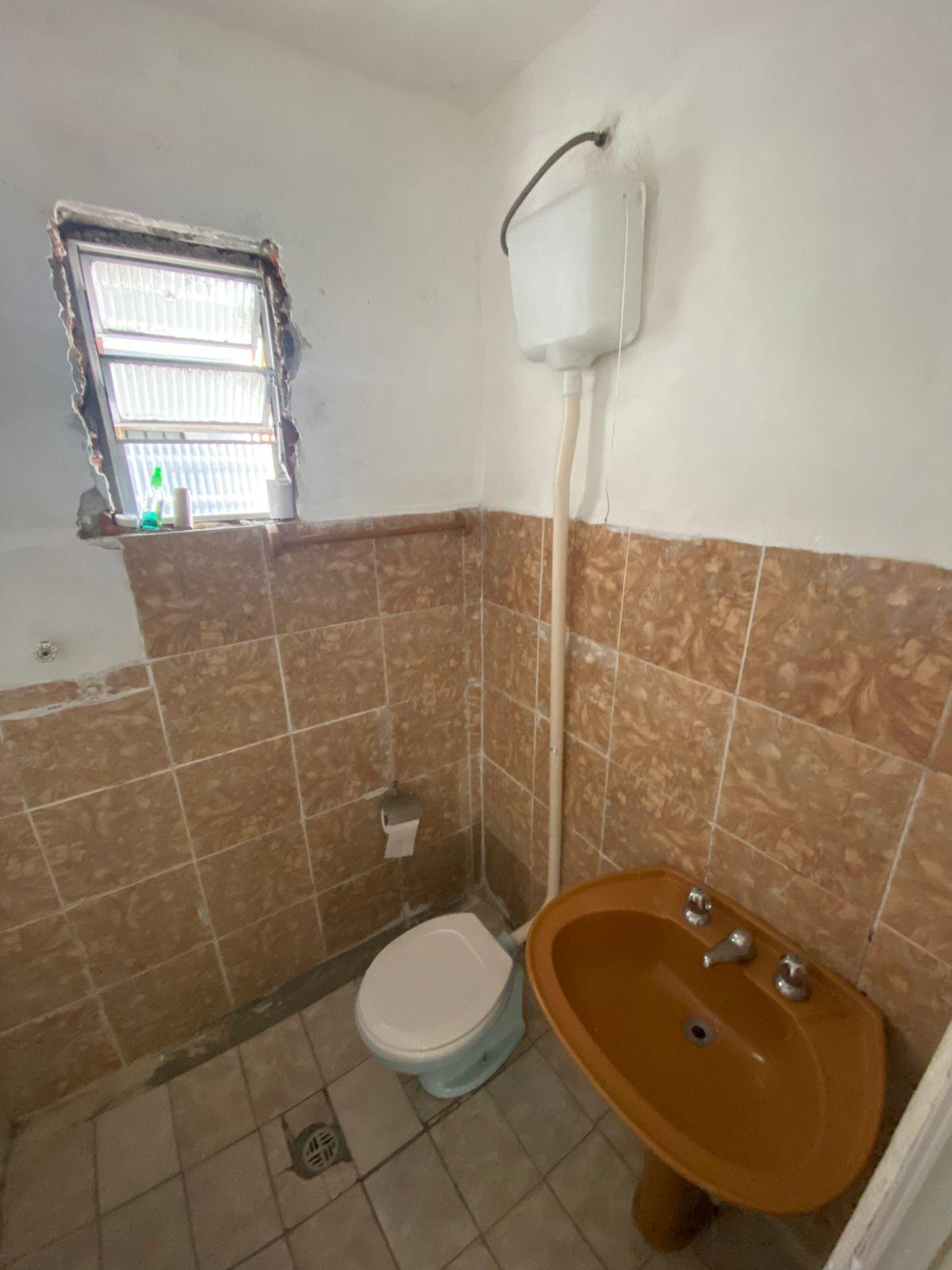 Sala em Andar no Centro de São Roque! 