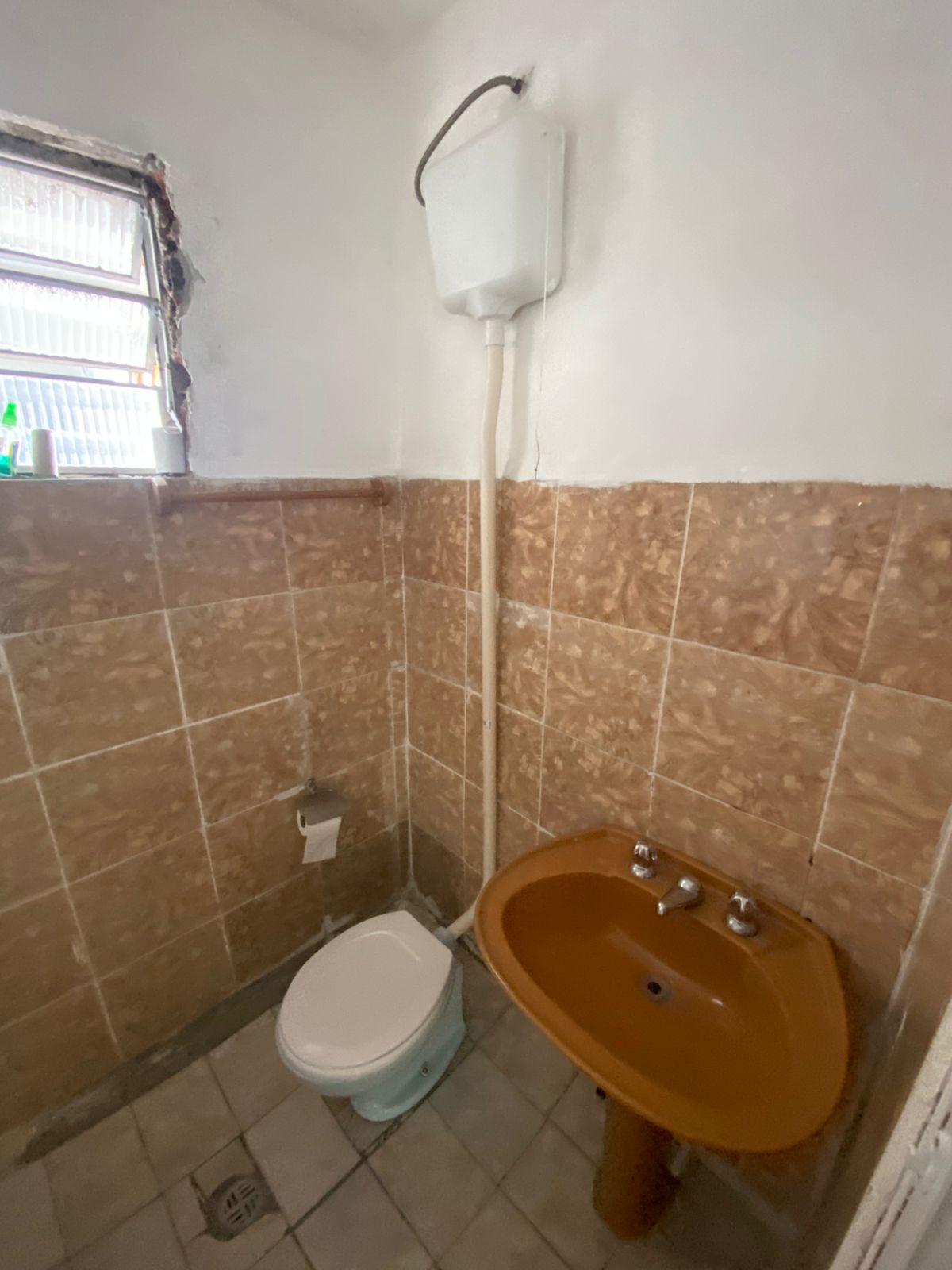 Sala em Andar no Centro de São Roque! 