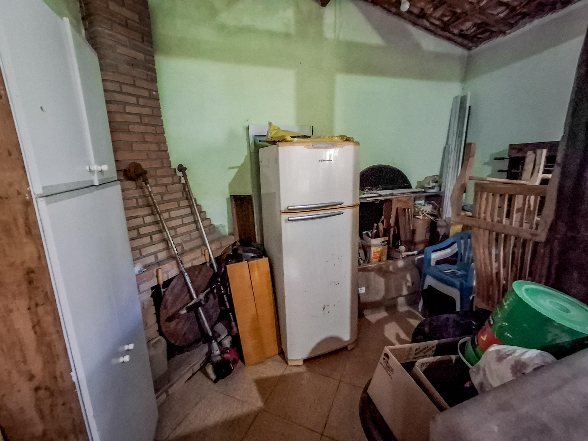 Chácara com piscina em Mairinque!