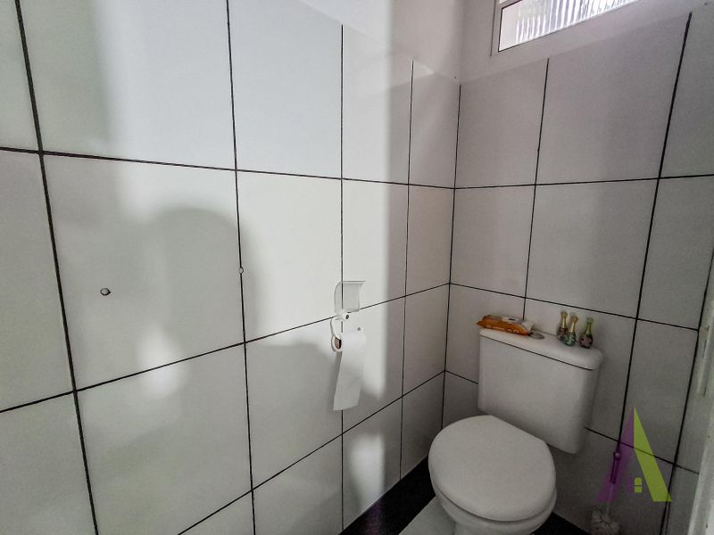 Chácara com piscina e churrasqueira em Mairinque!