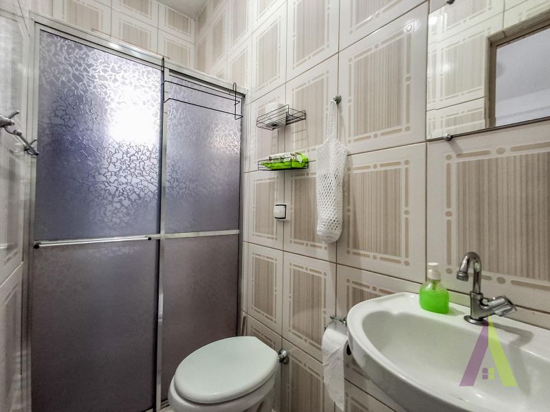 Chácara com piscina e churrasqueira em Mairinque!